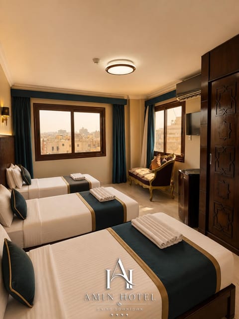 Bed, Living room, Photo of the whole room, Seating area, Bedroom, towels