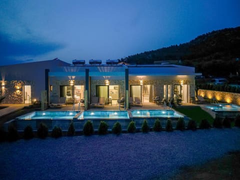 Property building, Night, Mountain view, Pool view, Swimming pool, sunbed