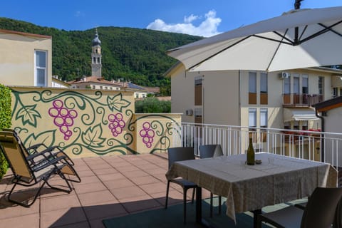View (from property/room), Balcony/Terrace, Balcony/Terrace, Mountain view