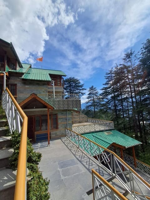 Property building, View (from property/room), Balcony/Terrace