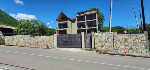 Property building, Day