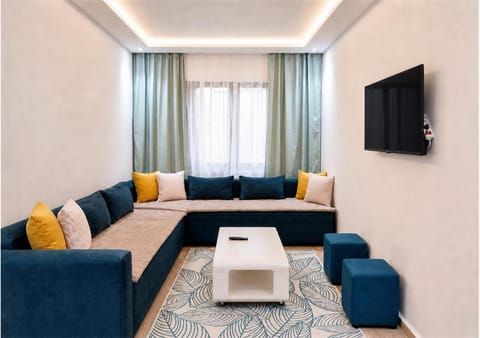 Communal lounge/ TV room, TV and multimedia, Living room