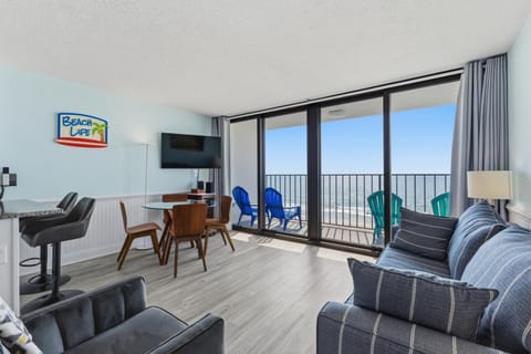 Balcony/Terrace, Living room, Dining area, Sea view