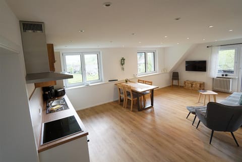Living room, Dining area, kitchen