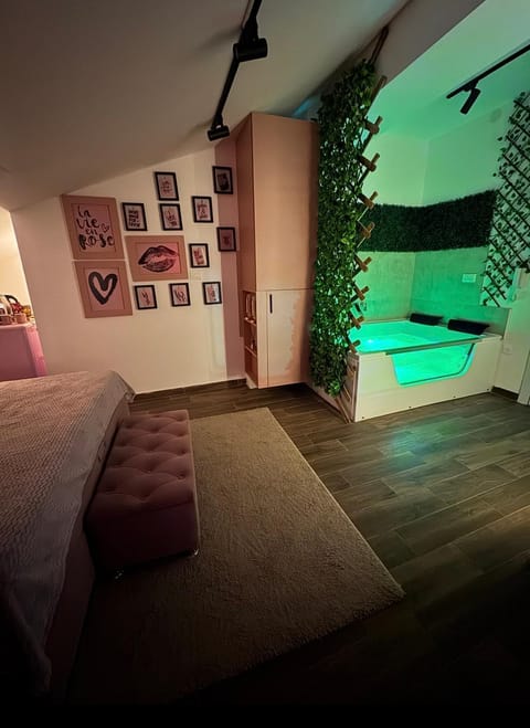 Living room, Bedroom, Bath