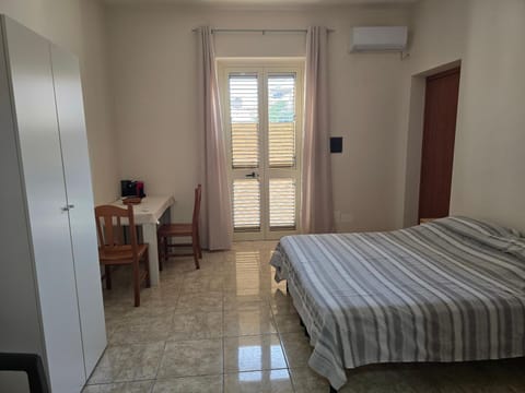 Bed, Photo of the whole room, Bedroom, wardrobe, air conditioner