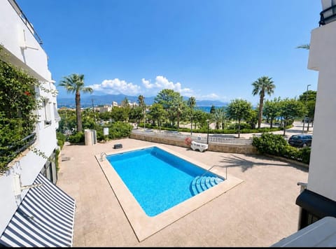 Day, Garden view, Pool view, Sea view, Swimming pool, sunbed