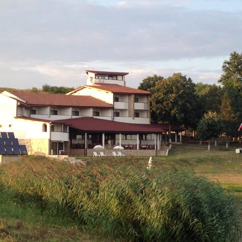 Property building, Garden