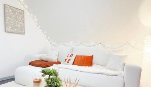 Bed, Living room, Seating area