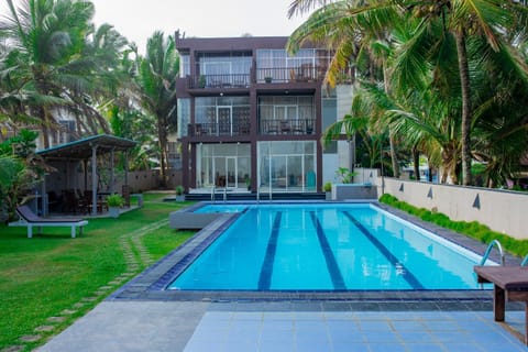 Property building, Swimming pool