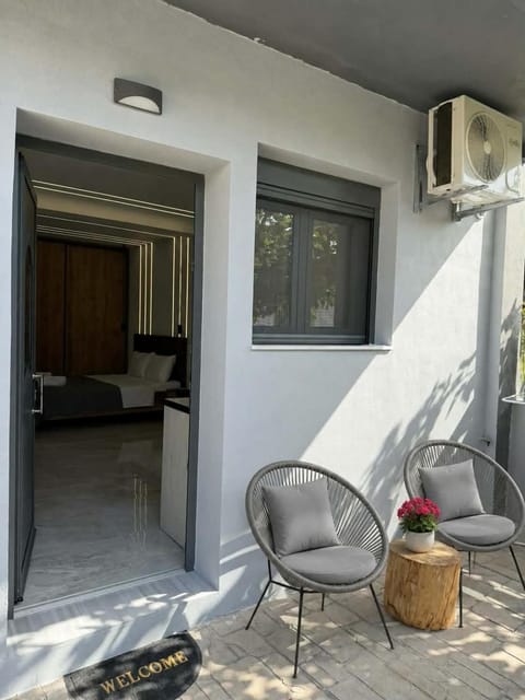 Balcony/Terrace, Balcony/Terrace