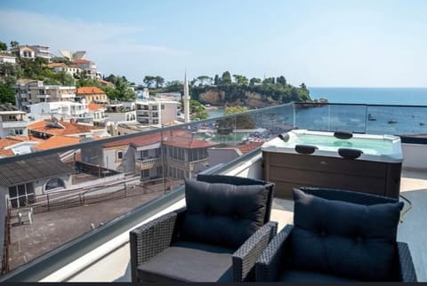 Balcony/Terrace, Seating area, Sea view
