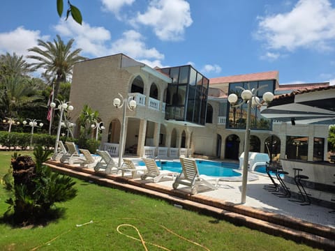 Property building, Pool view