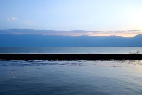 Natural landscape, Lake view, Mountain view, Sea view, Sunset