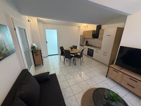 Kitchen or kitchenette, Living room, Dining area