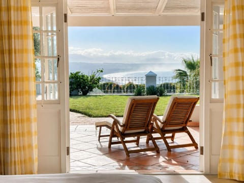 Patio, Spring, Day, Natural landscape, Garden, View (from property/room), Balcony/Terrace, Garden view, Mountain view, sunbed