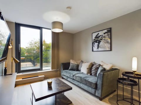 TV and multimedia, View (from property/room), Balcony/Terrace, Living room, Decorative detail, Seating area, furniture, acessibility