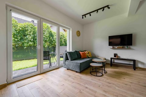 Garden, Living room, Seating area, Garden view