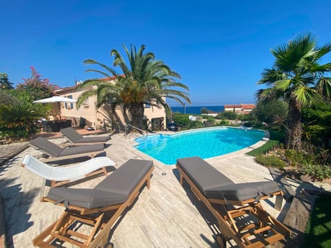 Garden, Sea view