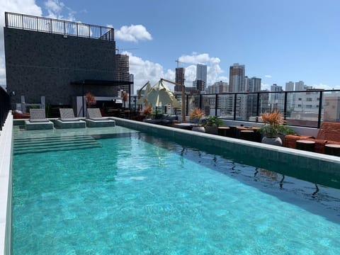 Swimming pool, Swimming pool