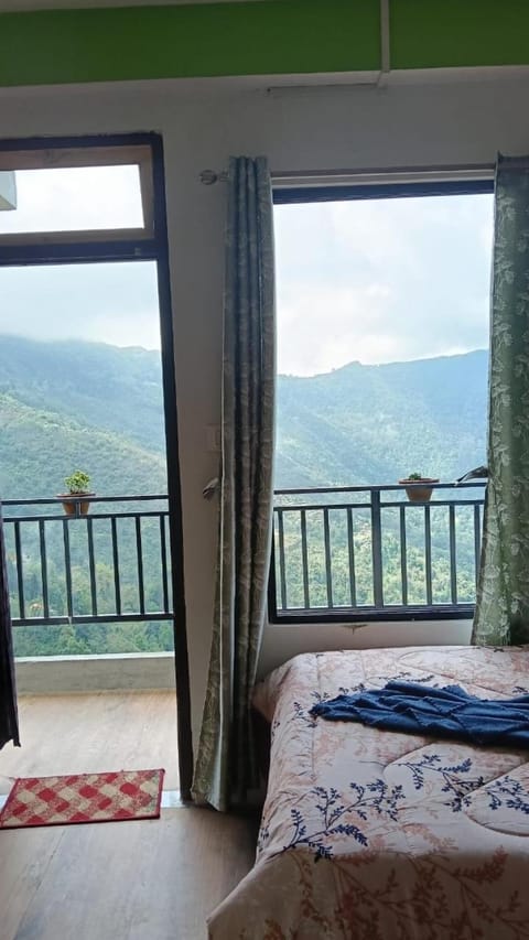 Bed, Natural landscape, View (from property/room), Balcony/Terrace, Bedroom, Mountain view