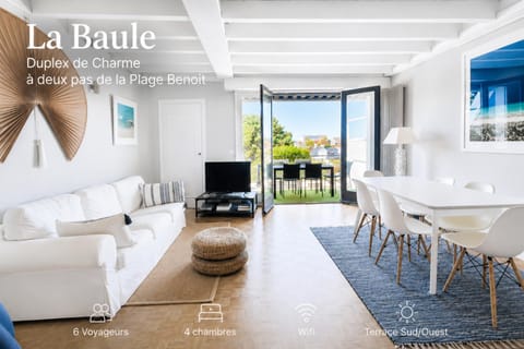 TV and multimedia, Balcony/Terrace, Living room, Dining area