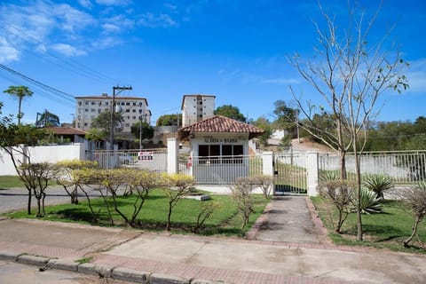 Property building, Facade/entrance, Off site