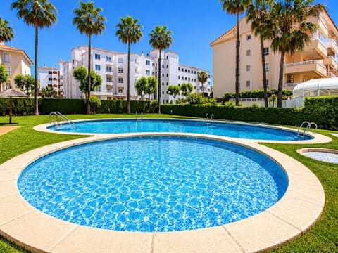 Garden, Swimming pool