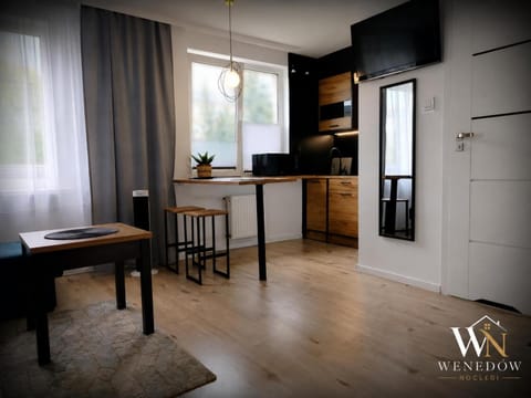 Kitchen or kitchenette, Living room