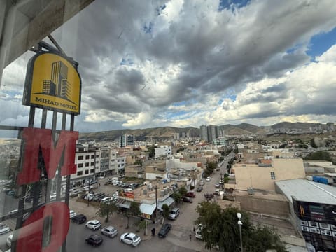Day, City view, Mountain view, Street view