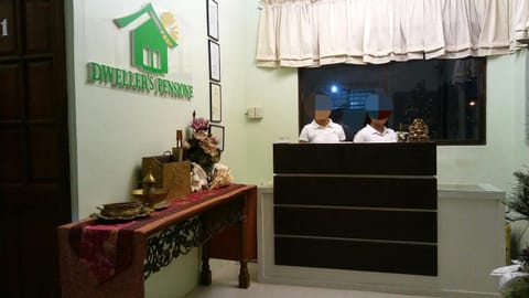 Lobby or reception, Lobby or reception