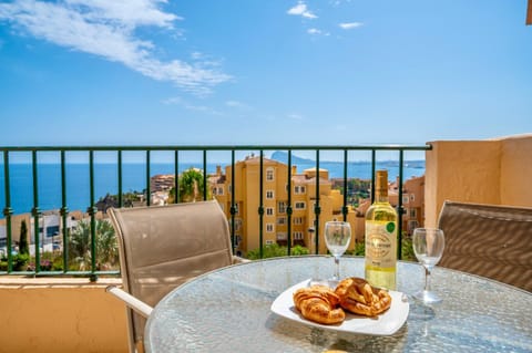 Day, Natural landscape, View (from property/room), Balcony/Terrace, Seating area, Sea view