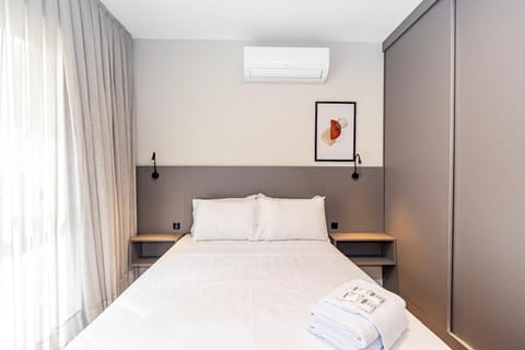 Bed, Photo of the whole room, Bedroom, towels, air conditioner