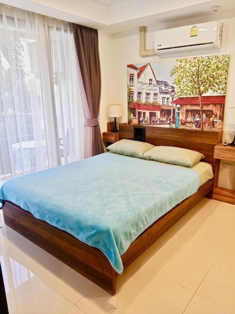 Bed, Bedroom, air conditioner