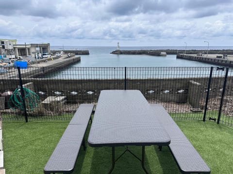 Garden view, Sea view