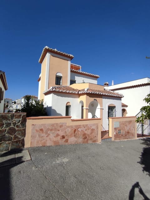 Property building, Day