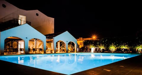 Property building, Night, Pool view, sunbed
