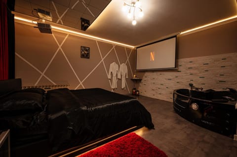 Bed, TV and multimedia, Living room, Bedroom