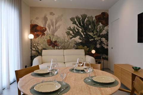 Living room, Seating area, Dining area