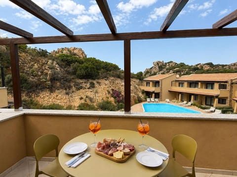 Property building, Patio, Spring, Natural landscape, View (from property/room), Balcony/Terrace, Food and drinks, Dining area, Food, Mountain view, Swimming pool, sunbed