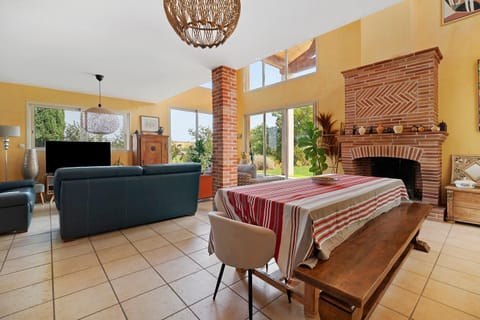Property building, Living room