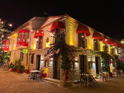 Property building, Night, Neighbourhood, Street view, Location