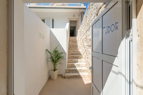 Apartments Villa Tudor Apartment in Hvar