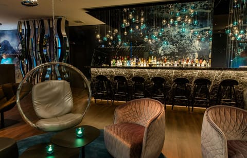 Lounge or bar
