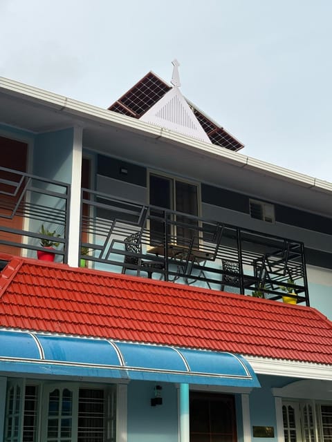 Property building, View (from property/room), Balcony/Terrace