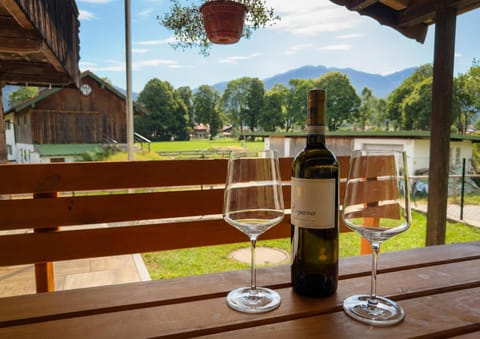Balcony/Terrace, Dining area, Mountain view