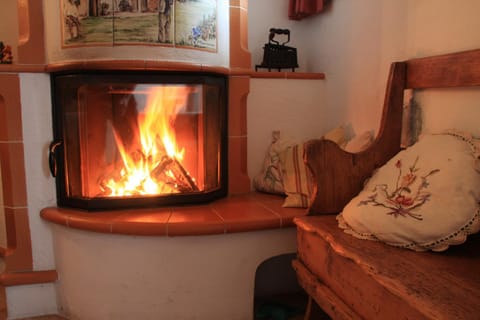 Communal lounge/ TV room, TV and multimedia