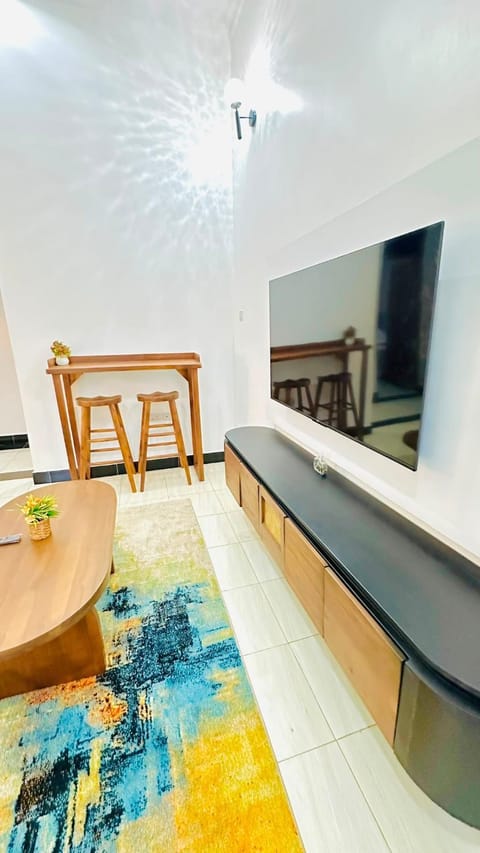 TV and multimedia, Living room, Dining area