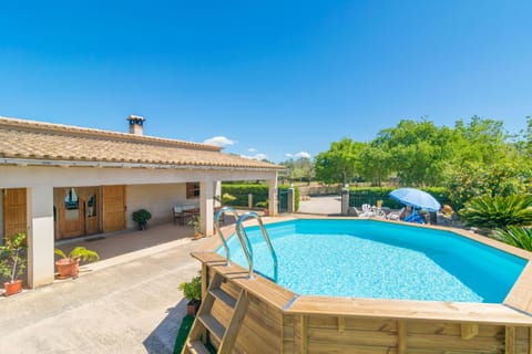 Facade/entrance, Swimming pool, Swimming pool