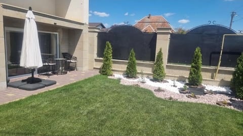 Property building, Balcony/Terrace